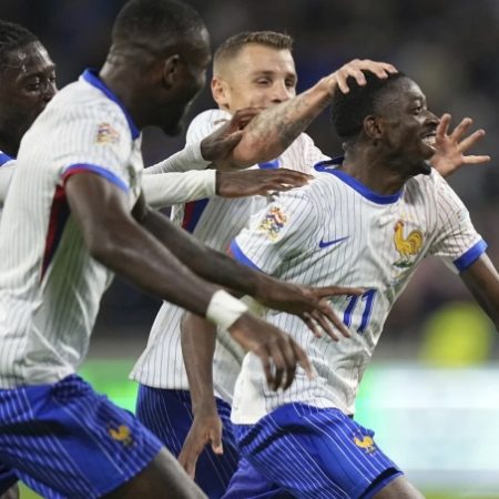 Pháp đánh bại Bỉ khi Mbappe ngồi ghế dự bị